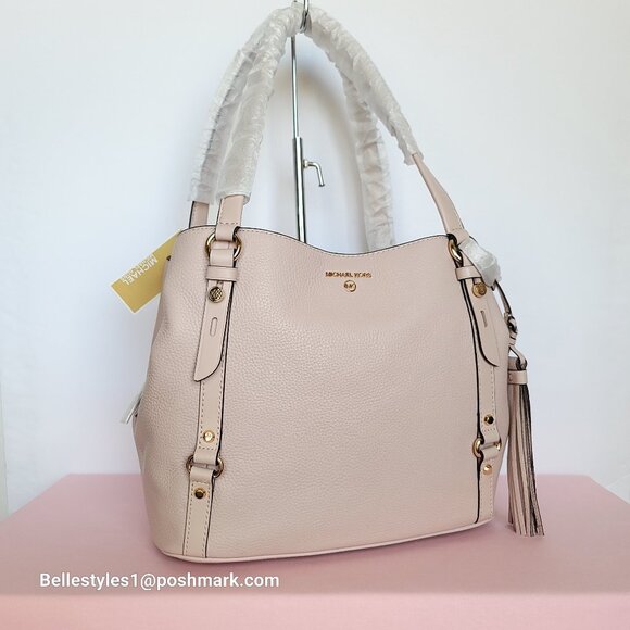 MICHAEL KORS Carrie Pebbled Leather Large Shoulder Tote- Soft Pink color⭐ - Picture 2 of 16